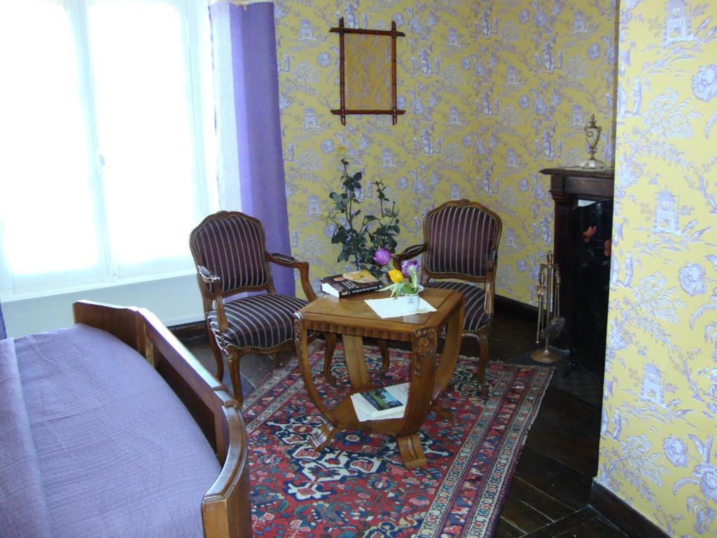 Domaine De La Dame De Lauriere Solignac Room photo