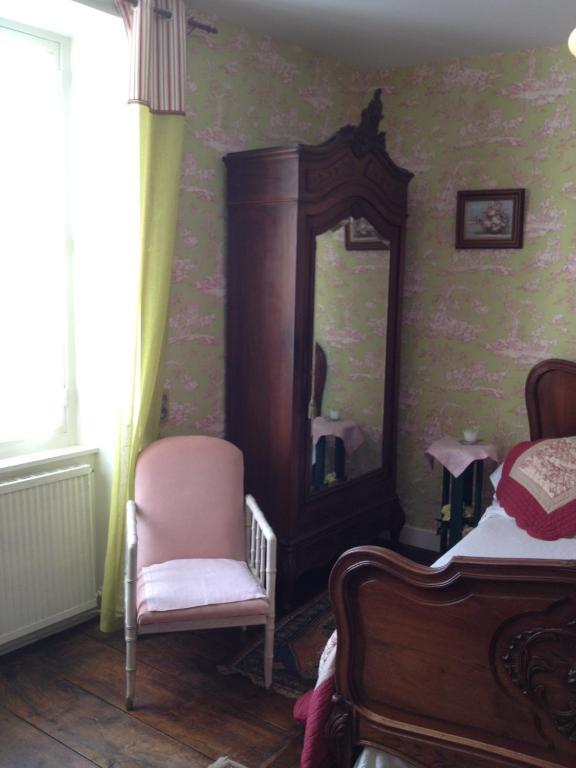 Domaine De La Dame De Lauriere Solignac Room photo