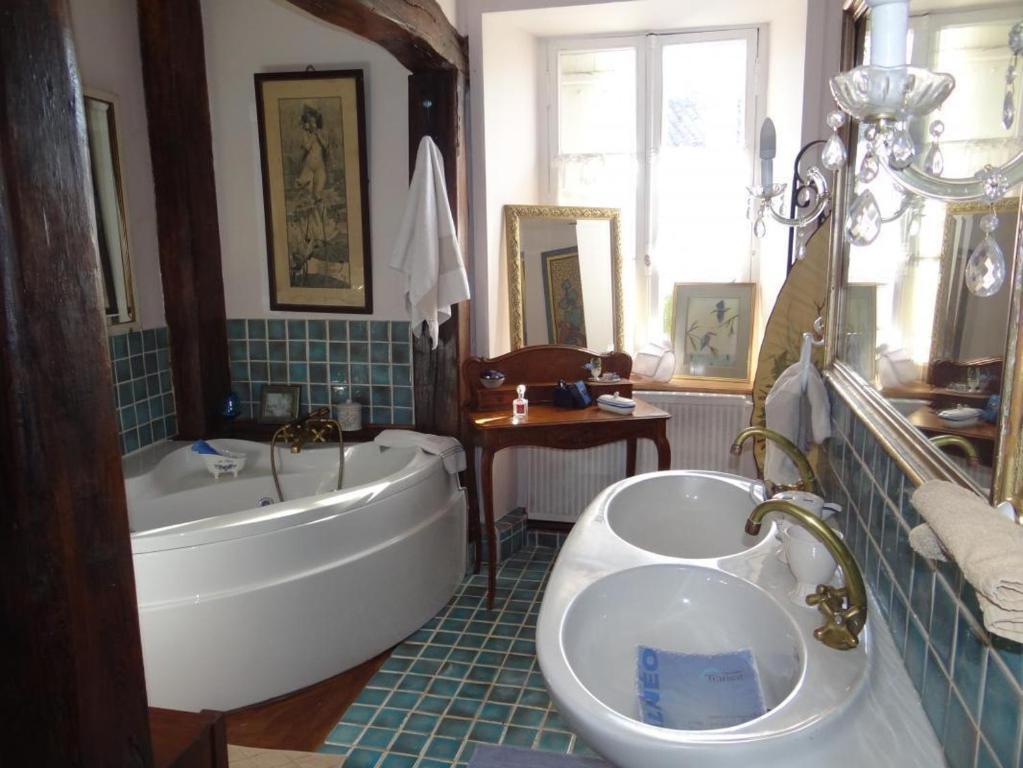 Domaine De La Dame De Lauriere Solignac Room photo